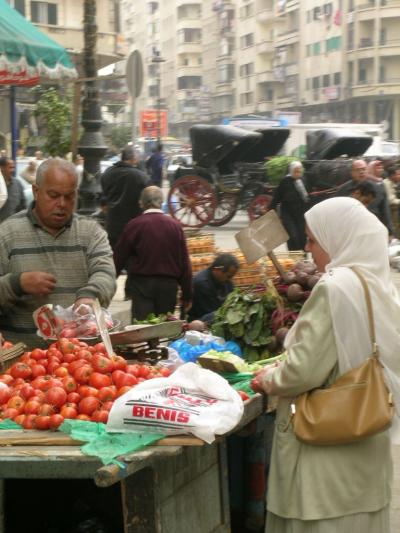 エーゲ海クルーズ写真集【52】馬車は下町を駆け抜ける