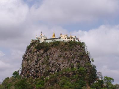 バンコク経由ミャンマー旅行　第２章　バガンの日々　?　～ポッパ山～