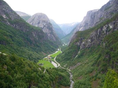 ノルウェー一人旅２００６前編　ソグネフィヨルドとヴォス散策