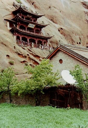 ★ちょっと昔の中国　青海省、甘粛省、寧夏回族自治区一人旅（３）張掖と馬蹄寺石窟へ