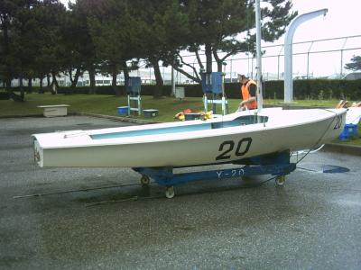 千葉・稲毛ヨットハーバー−居酒屋主人Ｏ君と「クルージング」