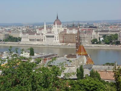 ハンガリーをスズキが走る。