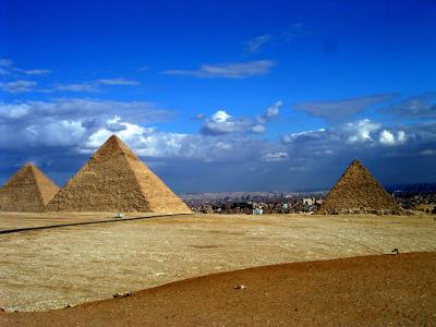 エジプト　(カイロ、ルクソール）　６日間の旅　（３）　ギザのピラミッド