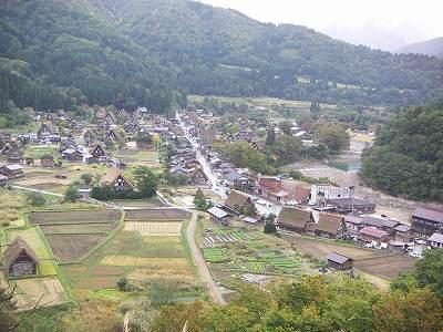 *岐阜県　【白川郷・合掌造りの家】２００５　*