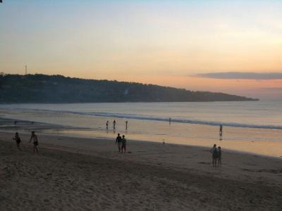 いってこぽんGUAM~BALI islandへ飛ぶ w/ lovely cat, Lynx?