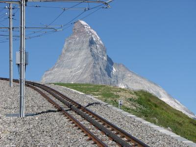 スイスアルプス絶景ハイキングその?ゴルナーグラード鉄道からの風景