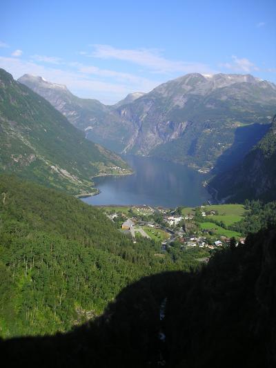 北欧【29】 4大フィヨルドで命の洗濯　[　ガイランゲルフィヨルドをあとに　]