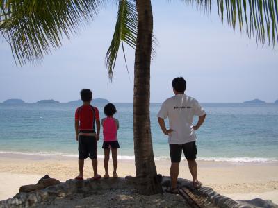 家族4人、マニラ経由でコタキナバル