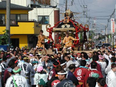 鷲宮の千貫神輿