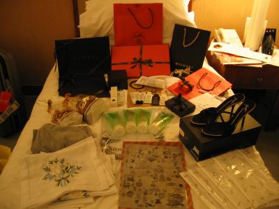 香港お買い物ツアー！JJごっこ！ブランドも激安でゲッツ！