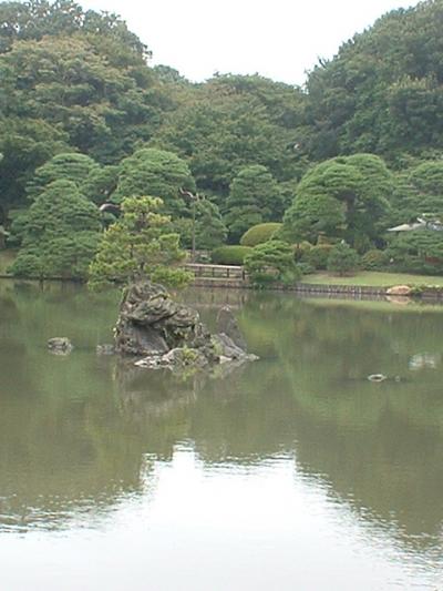 なつかしの　六義園