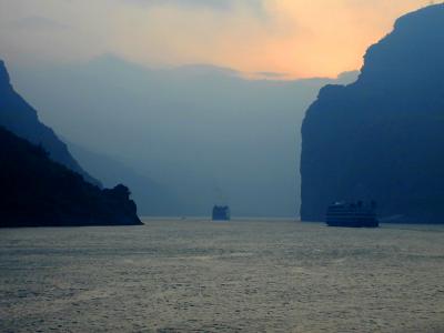 三峡下り３日目＜西陵峡＆三峡ダム＆あわやタイタニックか？！編＞