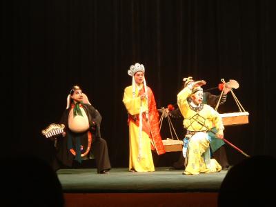 台北戯棚(タイペイ・アイ)