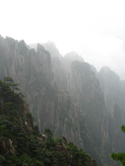 水墨画の世界・黄山