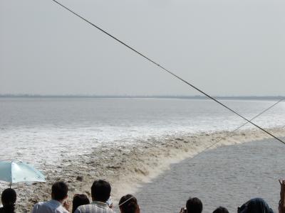 銭塘江大逆流と1年ぶりの西湖