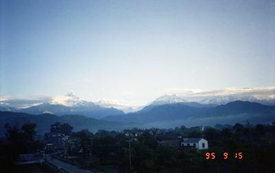 ネパール　（カトマンズ～チトワン～ポカラ） 