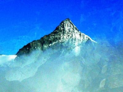 スイス写真集【512】山の姿は七変化する
