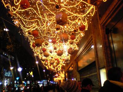 Paris の 雑踏のなかで・・・