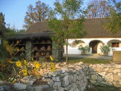 2006年ハンガリーとルーマニア旅行第７日目(8)：センテンドレの野外博物館(3)バラトン湖高地地方