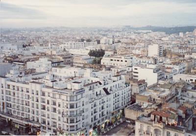 マグレブ１の大都会　チュニジアのチュニス。