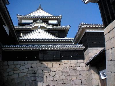 松山城の修復が終わる
