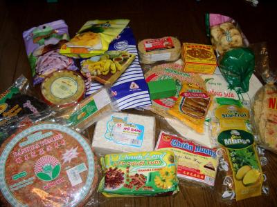 ベトナム番外編 スーパーで買い集めた魅惑のベトナム菓子 ホーチミン ベトナム の旅行記 ブログ By まゆままさん フォートラベル