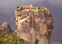 世界遺産メテオラ?アギアトリアダ修道院?アギオスステファノ修道院