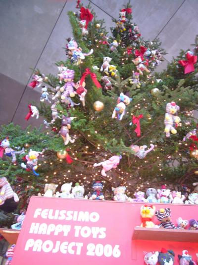 猫のクリスマスツリー