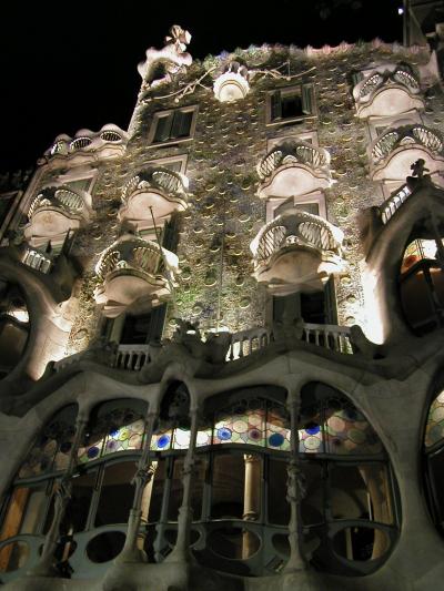バルセロナの建築芸術「カサ・バトリョ」
