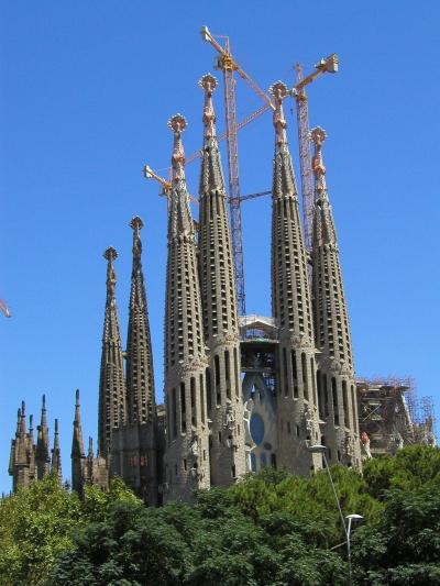 バルセロナの建築芸術「サグラダ・ファミリア聖堂」