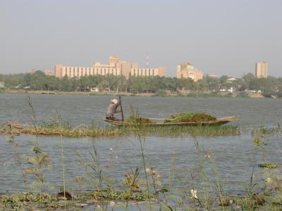 Niger Niamey  砂塵の町