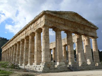 ～シチリアの謎・セジェスタの神殿と古代都市～　０７正月シチリア旅行
