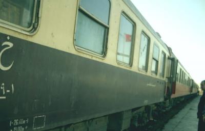 テヘラン発ダマスカス行き中東横断特急列車　04/06　-タトワンでの乗り継ぎ