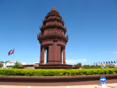カンボジア・アンコール遺跡の旅（その７）プノンペンとトゥールスレン博物館