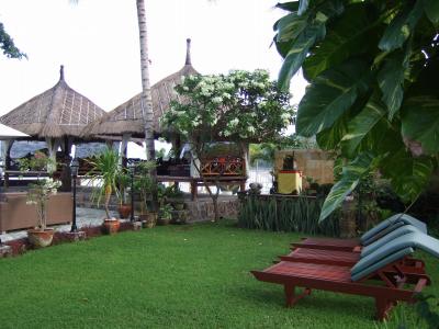 リゾートのロンボク島