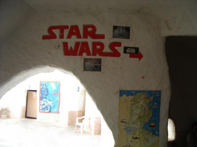 再びスター・ウォーズのロケ地、ベルベル人のお宅訪問　チュニジア旅行記１１（タメズレット篇）