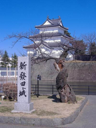 冬なのに？春の雰囲気「新発田城」