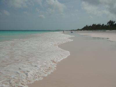 バハマ・エルーセラ島のピンクサンドビーチ