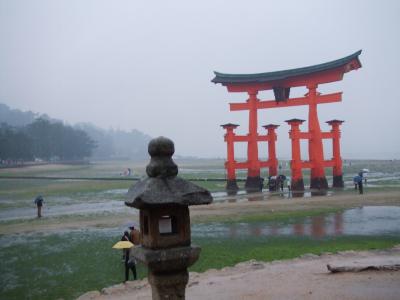 広島・宮島　2006春　修復中の厳島神社