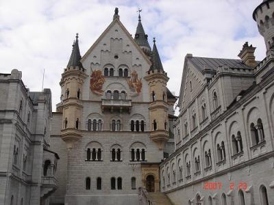 ロマンチック街道とスイス・パリ　?