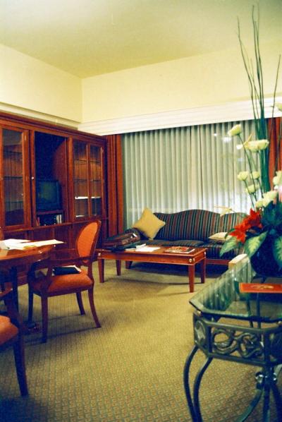 インドネシア、スラバヤ１９９５−その２-Westin Surabaya