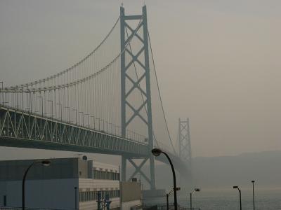 拍子抜けした夜の明石大橋