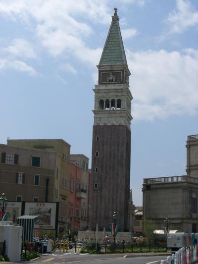 イタリア村は混んでいるか？