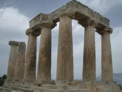 ギリシャ最古の神殿