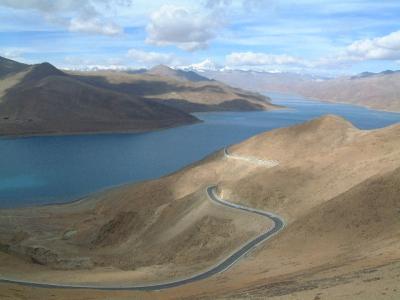 青蔵鉄道と太陽の都ラサ、ツェタンＮｏ７・・・ヤムドゥク湖、サムエ寺