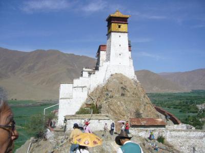 青蔵鉄道と太陽の都ラサ、ツェタンＮｏ８・・・ヨンブ・ラカン、昌珠寺