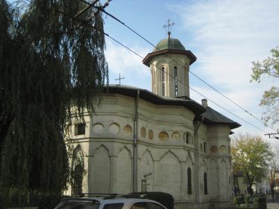 2006年ハンガリーとルーマニア旅行第21日目ブカレスト２日目(1)：オペラ座近くの新旧２つのルーマニア正教会