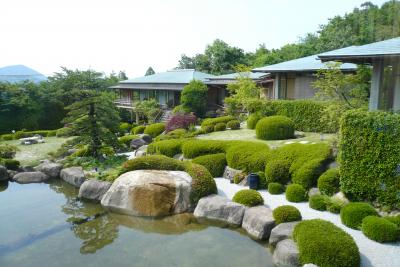 ?庭園の宿　『石亭』の庭園