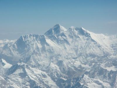 エヴェレスト街道トレッキング?　ラサ～カトマンズ・ヒマラヤ越えフライト