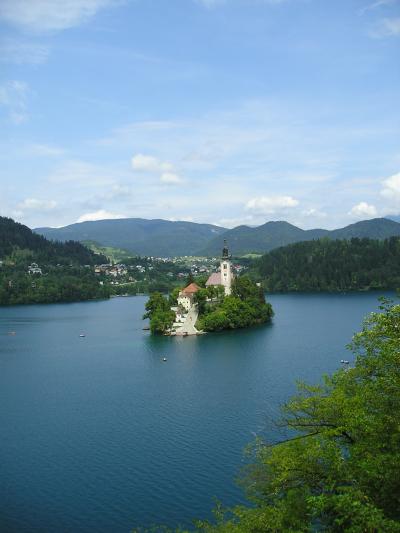 旧ユーゴの国々【5】ブレッド湖の遊歩道からの風景